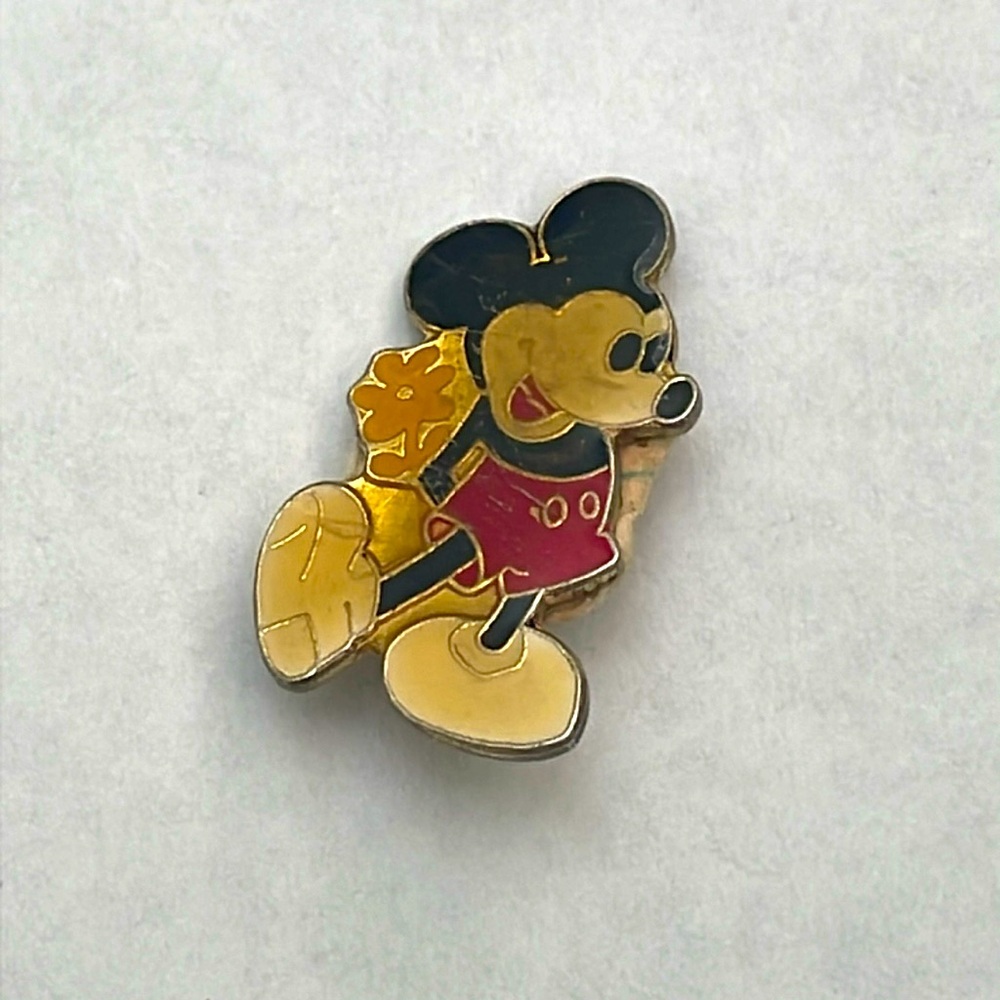 Mickey Mouse pin vintage